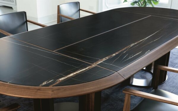 Обеденный стол Thayl 2