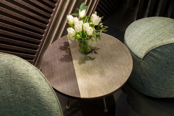 Журнальный столик TRAY 5