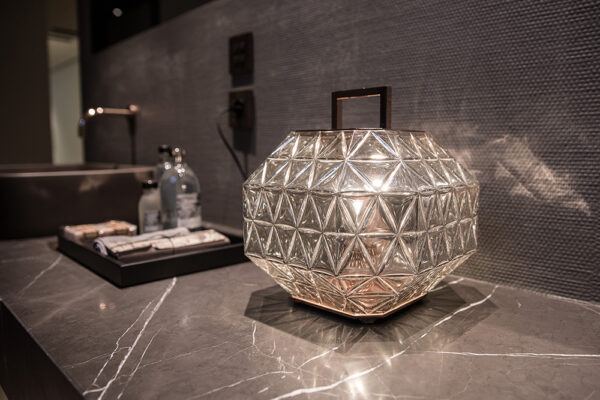 Настольная лампа TREASURE TA 2