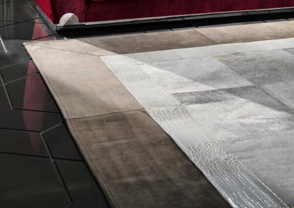 Ковер TAPPETI IN PELLE 3