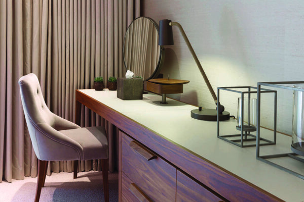 Настольная лампа UP DESK 2