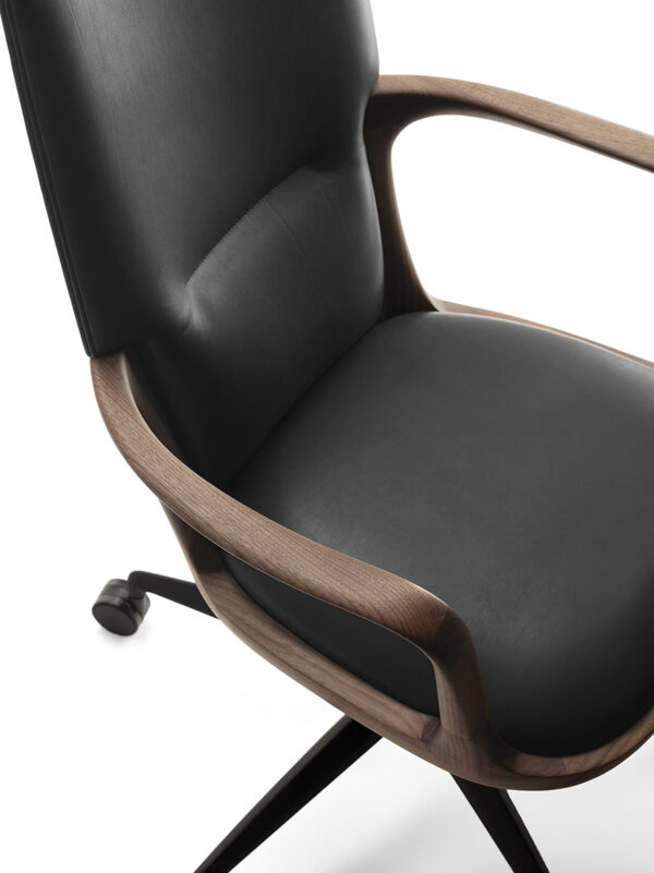 Офисное кресло VOSSIA 5