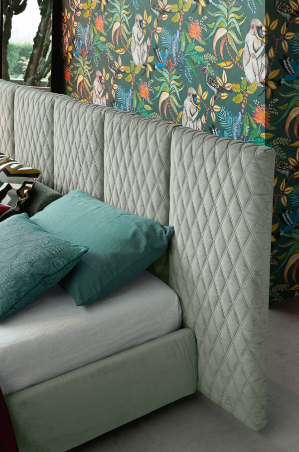 Кровать WALL DIAMOND 4