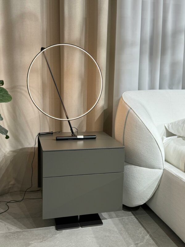 Настольная лампа POISE 3