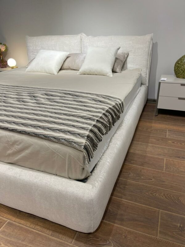 Кровать Quiet LIGHT 180*200 Armonia  col.02 15