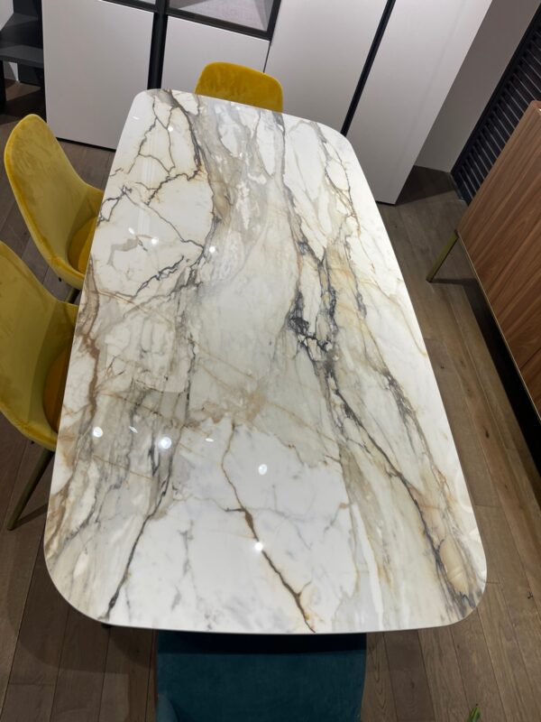 Обеденный стол Arkos shaped 180 8