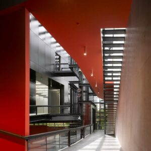 Потолочный светильник E04 5