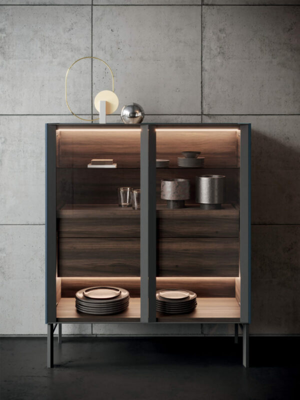 Стеклянная Витрина Arya на ножках 9