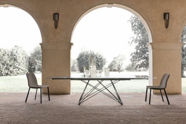 Обеденный стол BUILDING 3