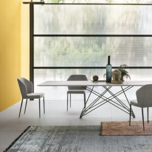 Обеденный стол BUILDING 6