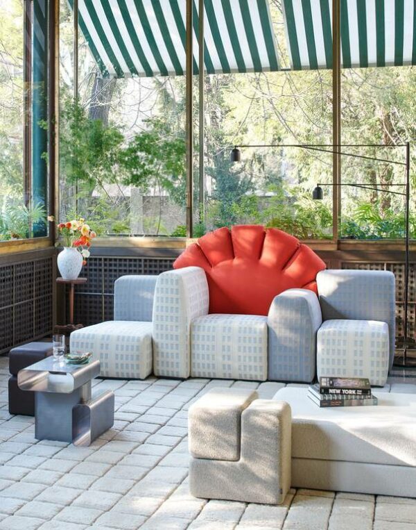 Приставной столик SOFT CORNERS Pouf 5