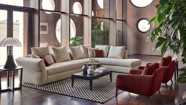 Диван SILVERSTONE 4