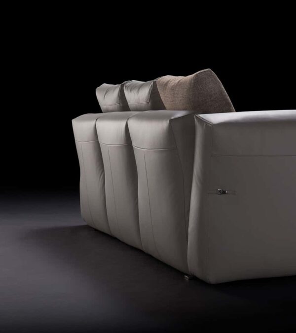 Диван SILVERSTONE 7