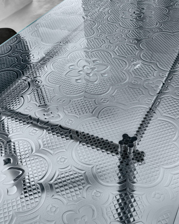 Стол Cristaline 6