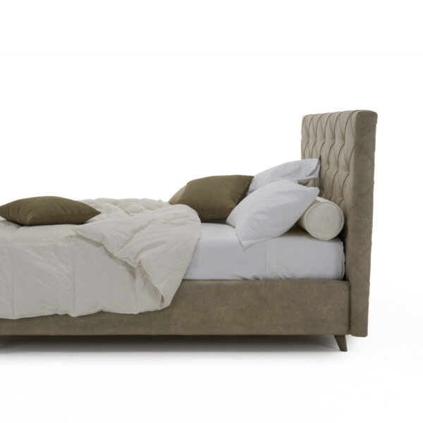 Кровать Maia 3