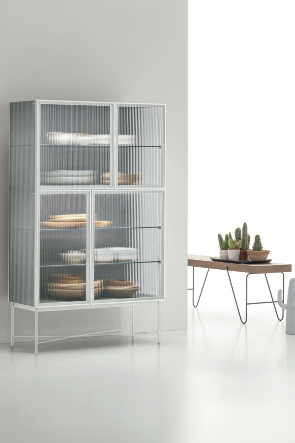 Витрина Nina 3