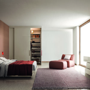 Тумбочка и комод People 7