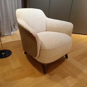 Итальянское мягкое Кресло Kaori от итальянской фабрики Poliform