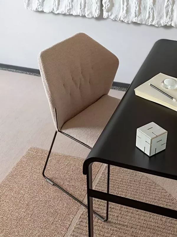 Письменный стол Alphabet 6