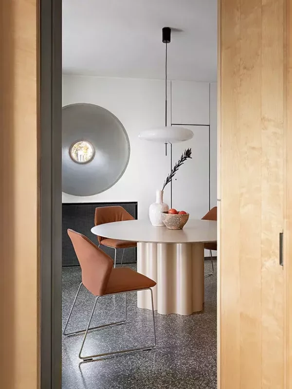 Стол Teatro Magico 3