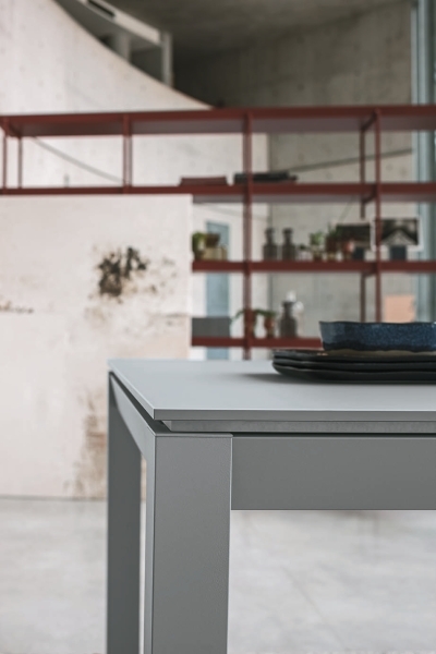 Обеденный стол SPACE 3