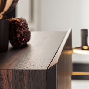 Тумбочка и комод Tosca 2