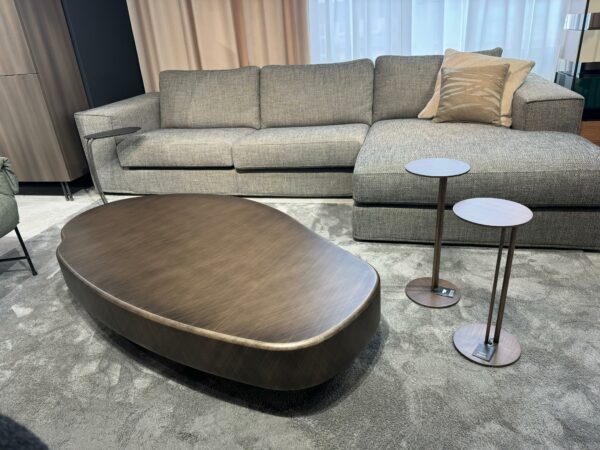 журнальный столик ARENA LONG от легендарной фабрики CATTELAN ITALIA