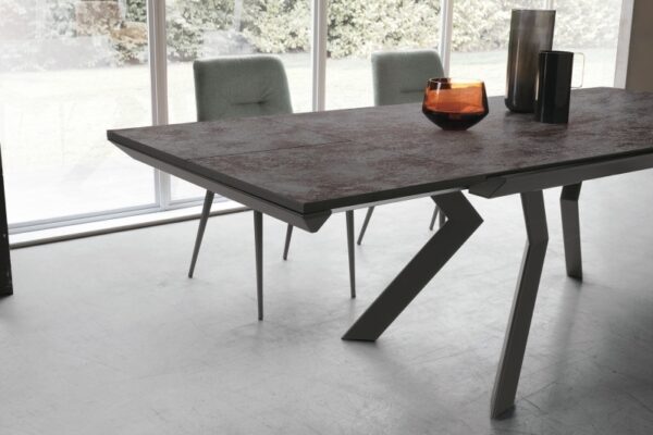 Обеденный стол ZOE 2