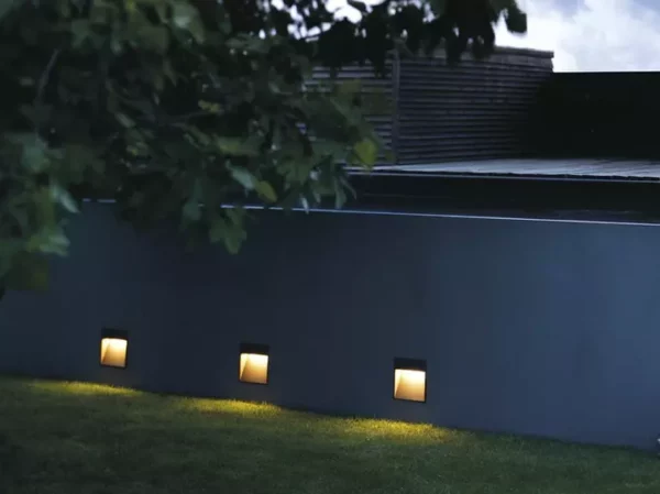 Настенная лампа BOX 3