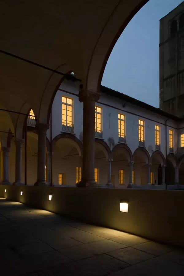 Настенная лампа BOX 4