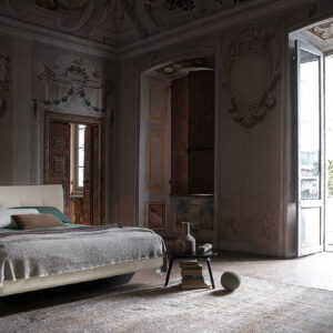 Приставной столик FIORILE triangular small 15