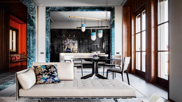 Стул ISADORA WITH ARMS 13