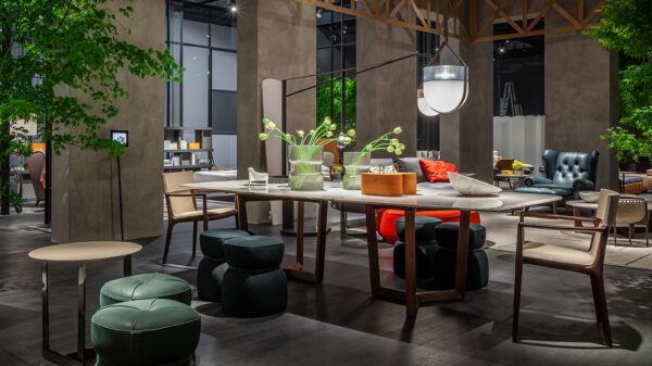 Стул ISADORA WITH ARMS 12