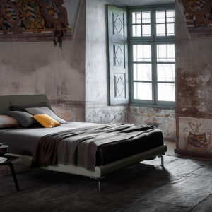 Приставной столик FIORILE triangular small 7