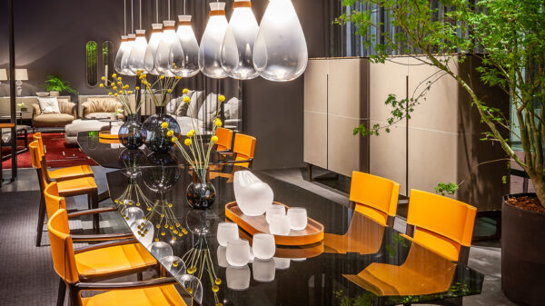 Стул ISADORA WITH ARMS 6