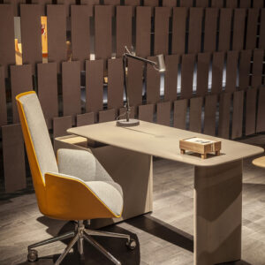 Письменный стол TRUST small 9