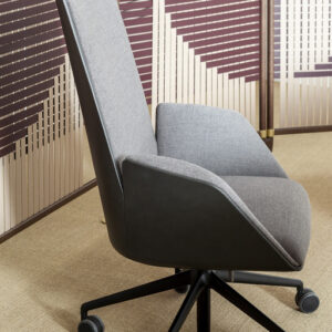 Офисное кресло CERCLE 16