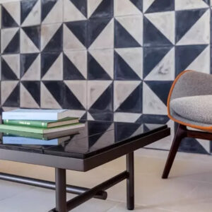 Журнальный cтолик PIERRE 20