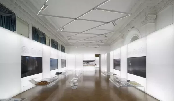 Потолочный светильник ARCHITECTURAL SYSTEMS DIVERSION 4