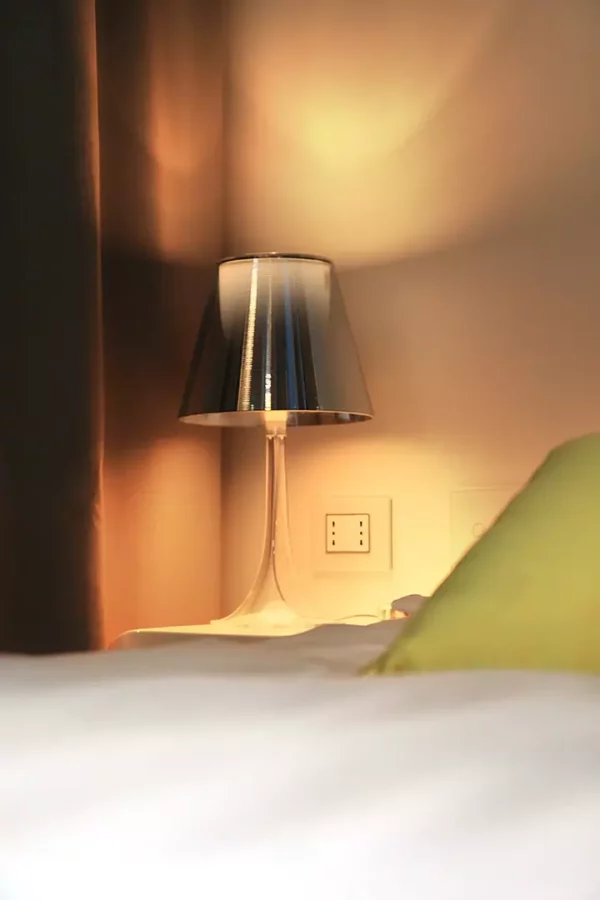 Настольная лампа MISS K 8