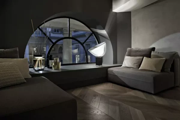 Настольная лампа TACCIA 3