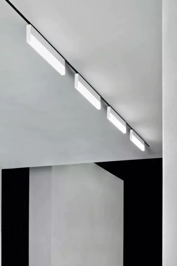 Потолочный светильник UT PRO 3