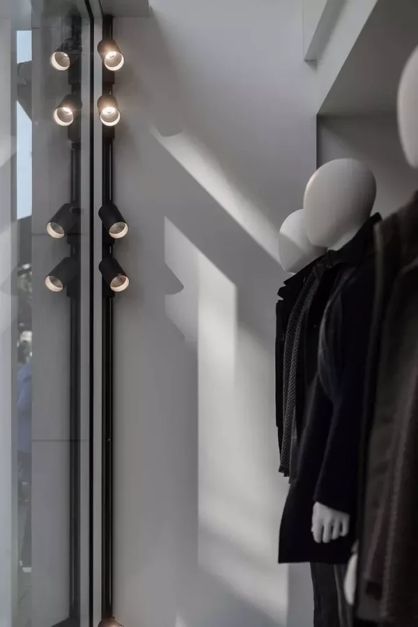 Потолочный светильник UT SPOT TRACK 3