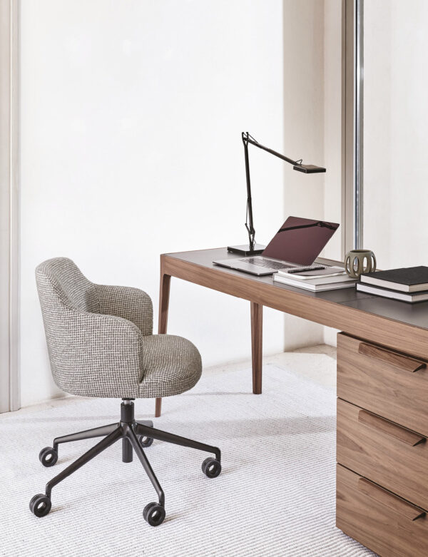 Итальянский стул ABBY GIREVOLE от PORADA