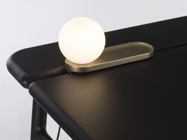 Итальянский стол AKSEL от PORADA