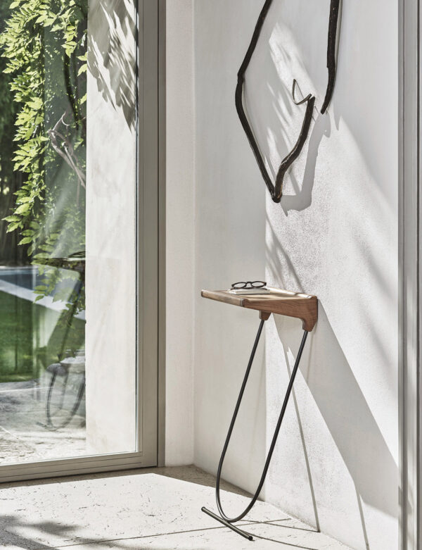 Итальянская консоль MAORI от PORADA