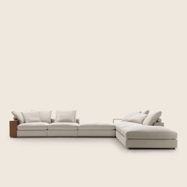 Итальянский диван GROUNDPIECE 3