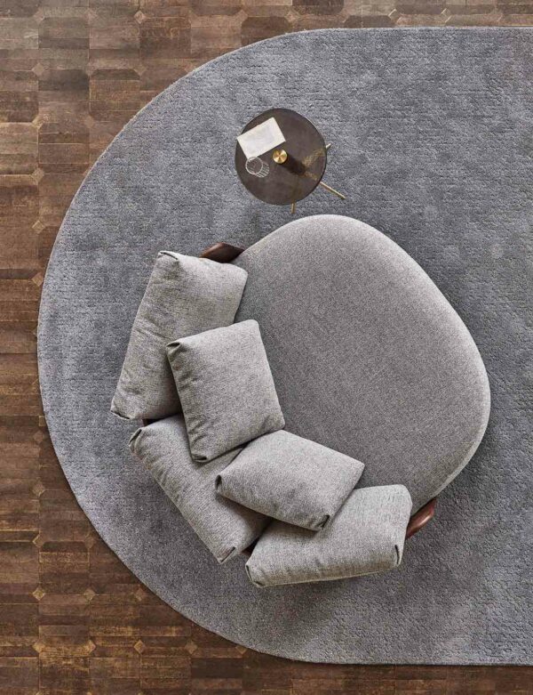 Итальянский диван CALIN XL 2