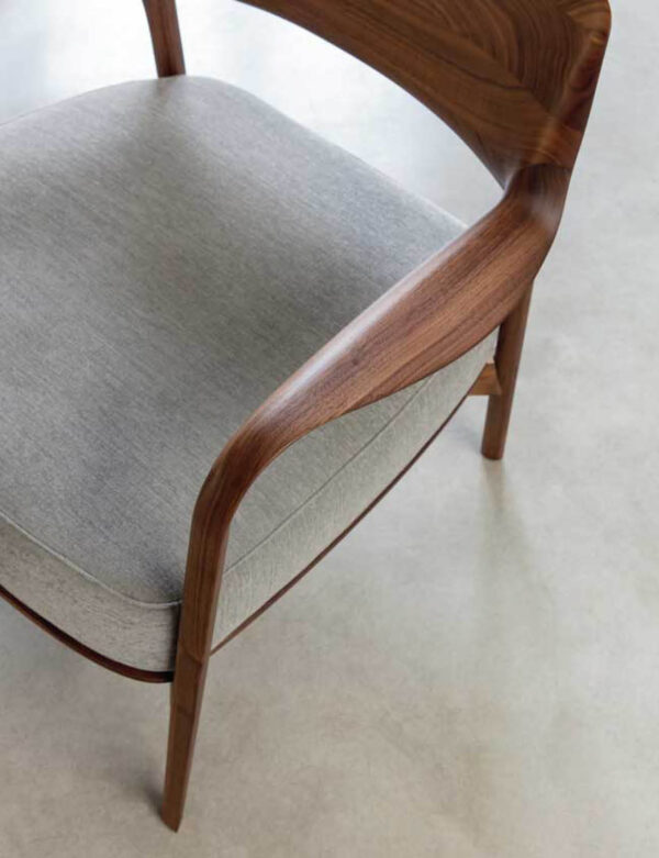 Итальянское кресло LOUIS 2