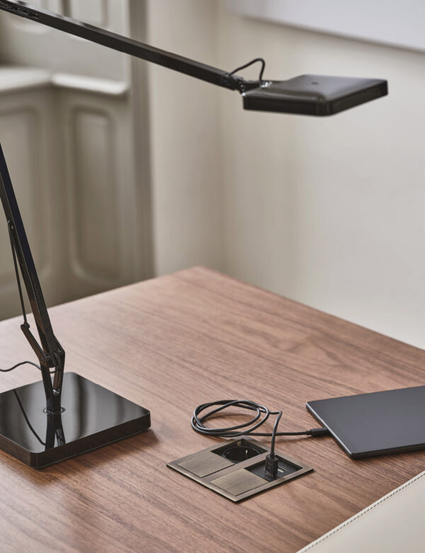 Итальянский стол MIDÍ от PORADA